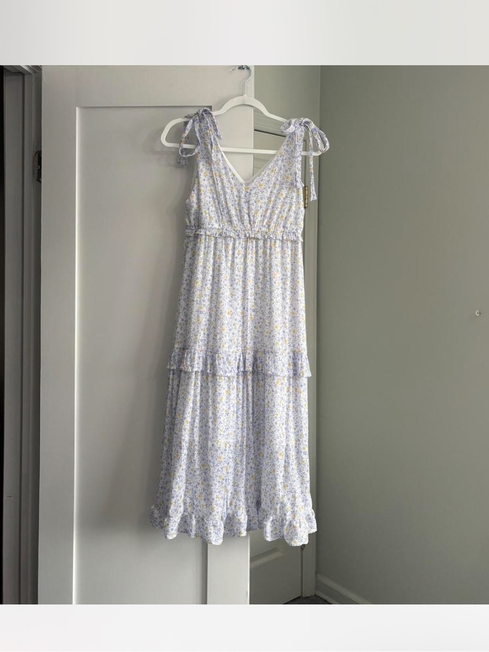 By the river Light Blue Floral Tie-Shoulder Maxi Dress